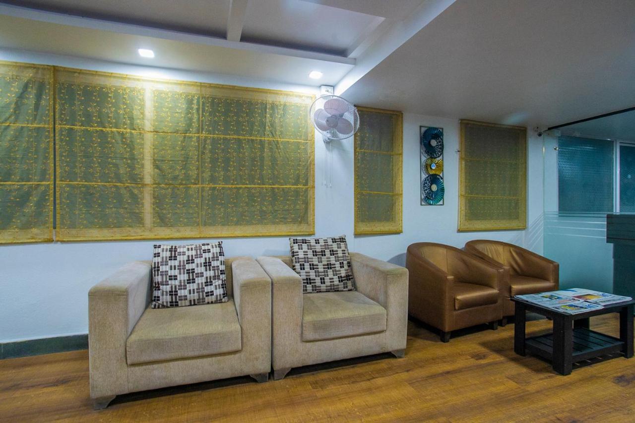 Capital O 5379 The Roy Grand Inns Bangalore Ngoại thất bức ảnh