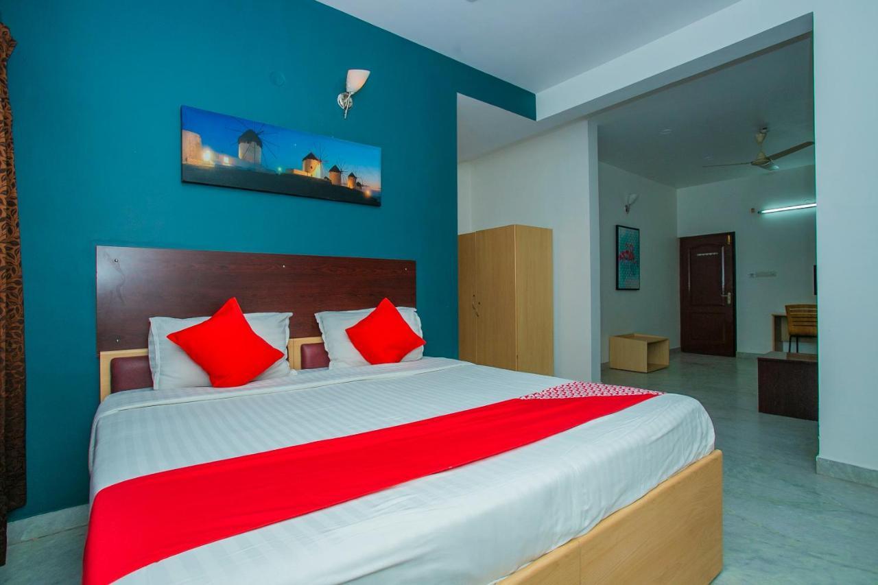Capital O 5379 The Roy Grand Inns Bangalore Ngoại thất bức ảnh